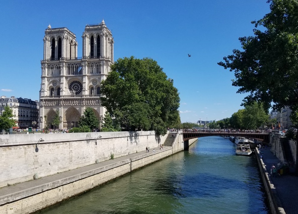 IPP37 Paris sights - Notre Dame on the Seine