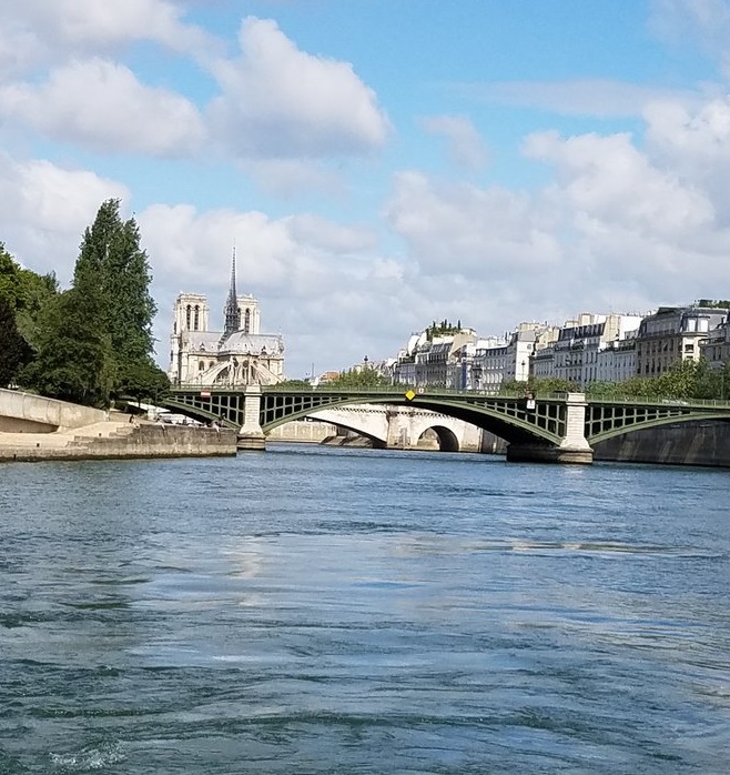 IPP37 Paris sights - Notre Dame on the Seine