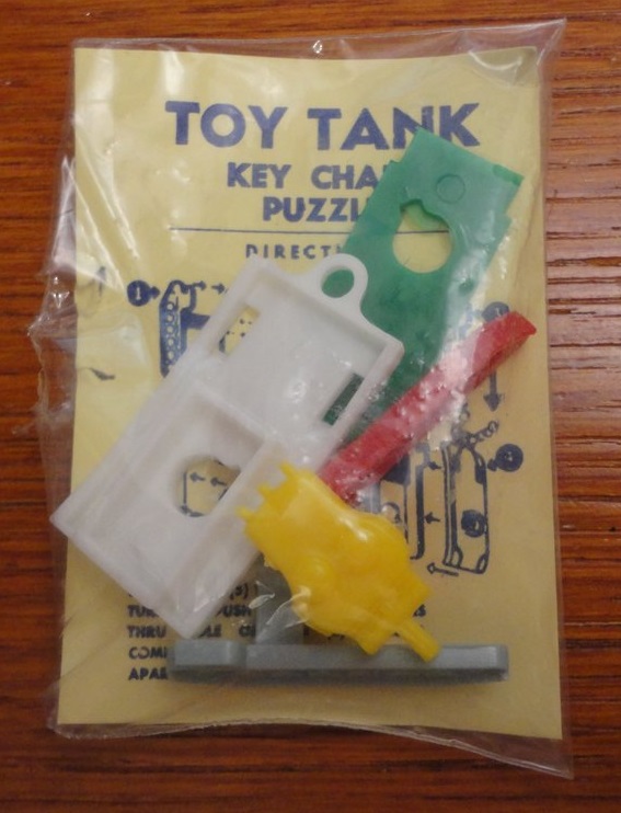 Keychain Tank in package