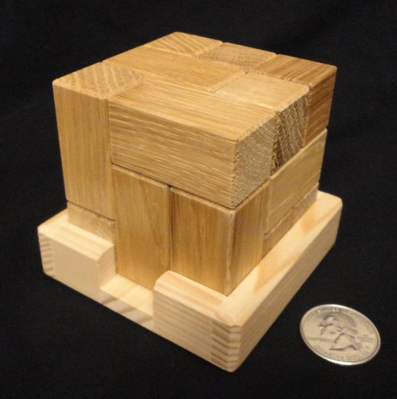 Stand By Cube No. 3 - Benedetti